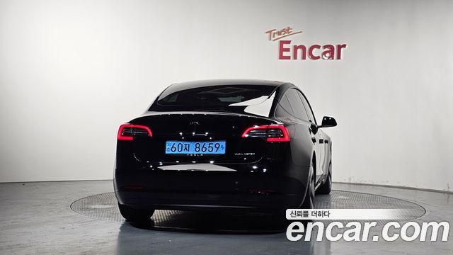 Tesla Model 3 Long Range AWD - фото 3