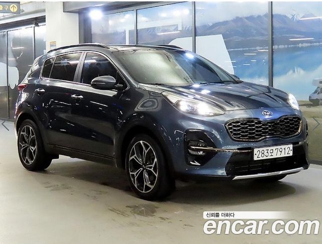 Kia Sportage The Bold Diesel 2.0 2WD Prestige - фото 0