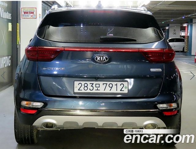 Kia Sportage The Bold Diesel 2.0 2WD Prestige - фото 4