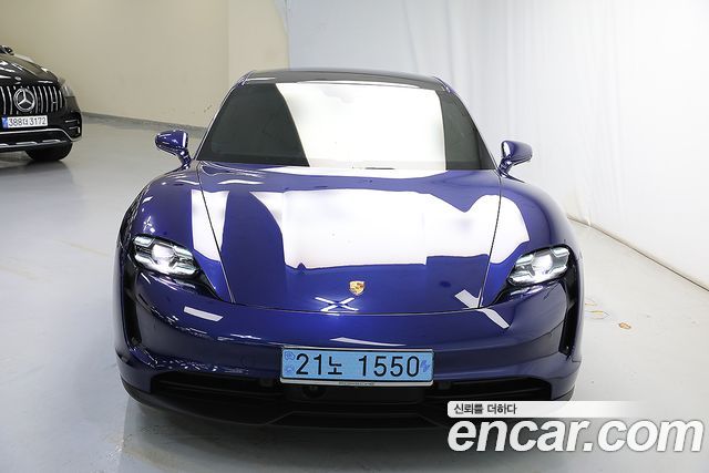 Porsche Taycan 4S - фото 1