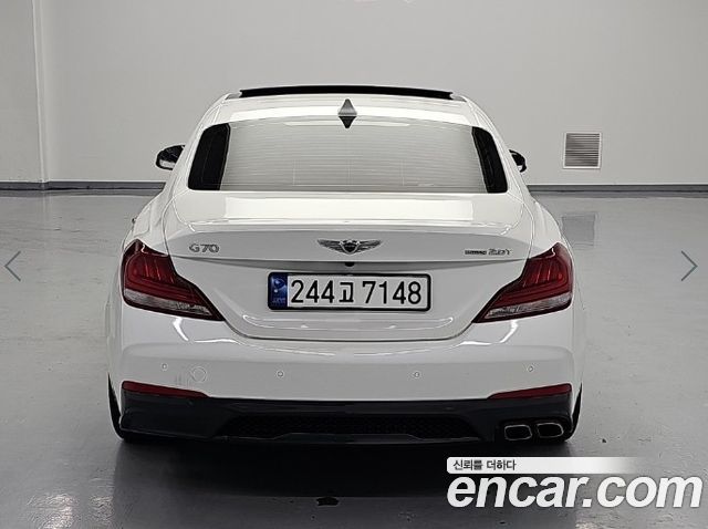 Genesis G70 2.0T AWD Elite - фото 2