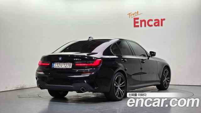 BMW 3 Series G20 330e M Sport - фото 1
