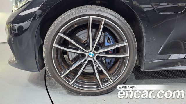 BMW 3 Series G20 330e M Sport - фото 4