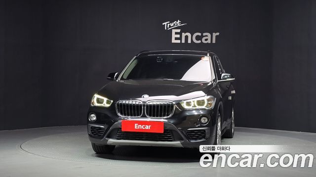 BMW X1 F48 xDrive 18d Joy - фото 2