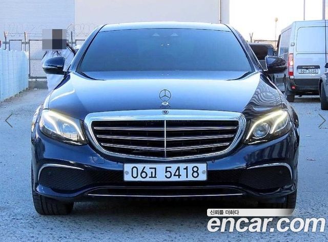 Mercedes-Benz E-Class W213 E220d 4MATIC Exclusive - фото 1
