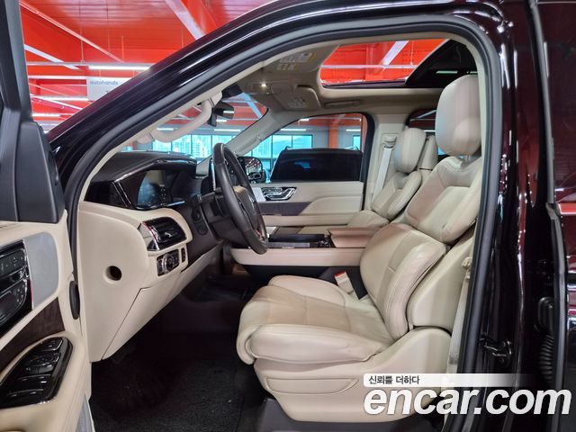 Lincoln Navigator 4-го поколения 3.5L - фото 3