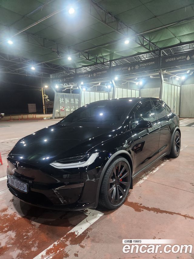 Tesla Model X Long Range - фото 0