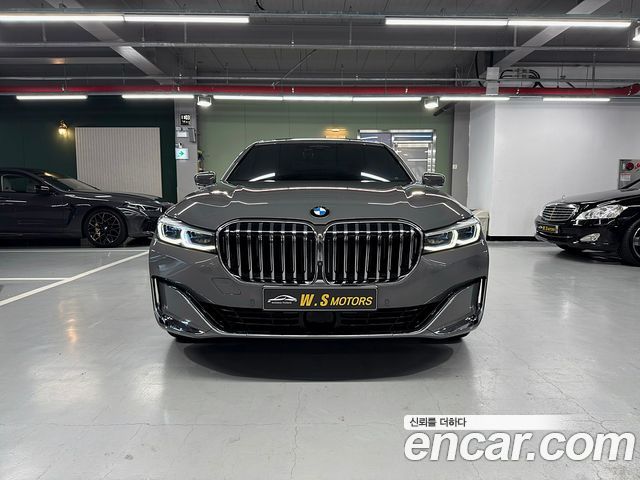 BMW 7 Series G11 730d xDrive Design Pure Excellence - фото 1