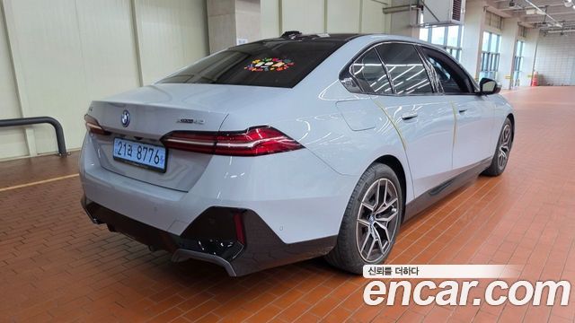 BMW i5 G60 xDrive 40 M Sport - фото 1