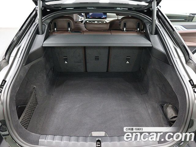 BMW i4 eDrive40 M Sports Pro - фото 4