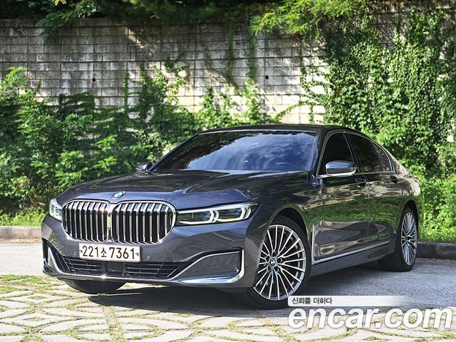 BMW 7 Series G11 730d xDrive Design Pure Excellence - фото 1