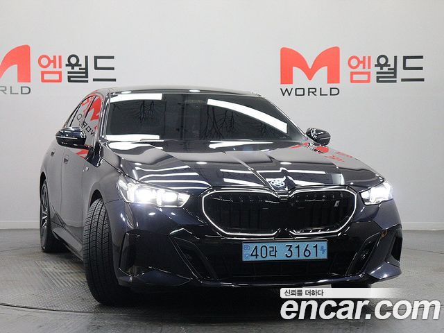 BMW i5 G60 eDrive 40 M Sport - фото 1
