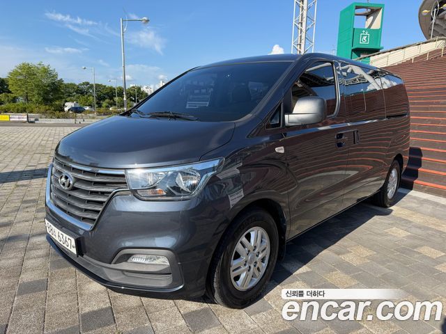 Hyundai Starex Новый Van 5-Seater Smart - фото 0