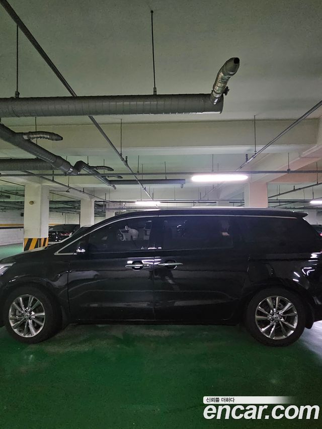 Kia Carnival Новый Gasoline 7-Seater Limousine President - фото 4