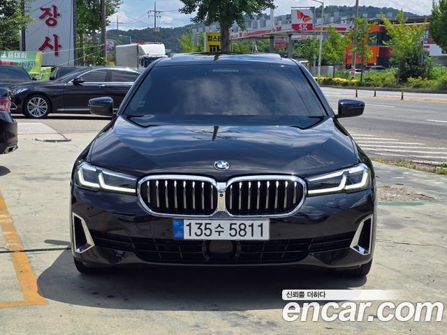 BMW 5 Series G30 530i Luxury - фото 2