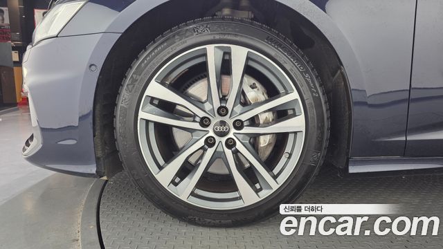 Audi A6 C8 45 TDI Quattro Premium - фото 4