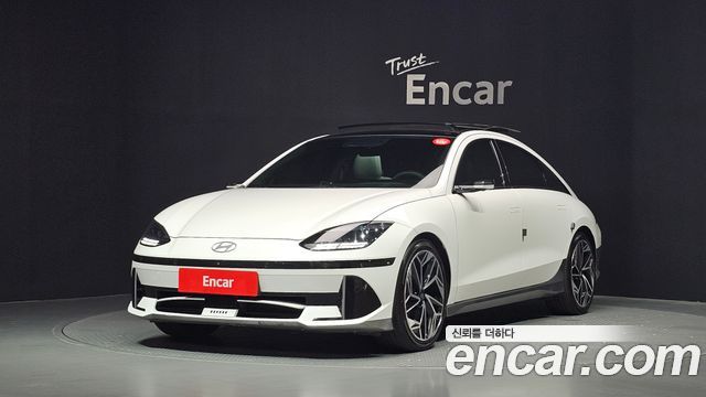 Hyundai Ioniq6 Long Range AWD Prestige - фото 0