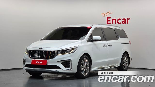 Kia Carnival Новый Gasoline 7-Seater Limousine President - фото 0