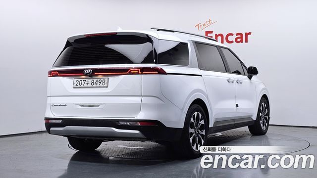 Kia Carnival 4-го поколения 9-Seater Prestige - фото 1