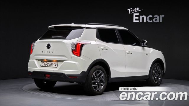 SsangYong Tivoli Gasoline 1.5 2WD V3 - фото 1