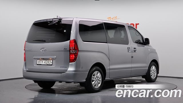 Hyundai Starex Новый Van 5-Seater Modern - фото 1