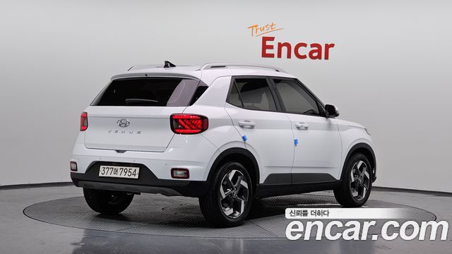 Hyundai Venue 1.6 Modern Plus - фото 1