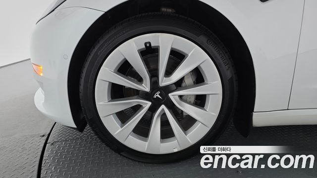 Tesla Model 3 Long Range AWD - фото 3