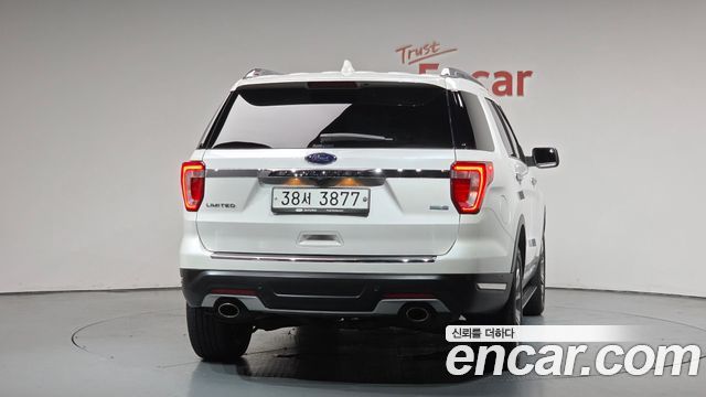 Ford Explorer 2.3 Limited 4WD 5th - фото 2