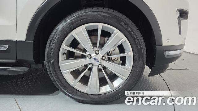 Ford Explorer 2.3 Limited 4WD 5th - фото 3