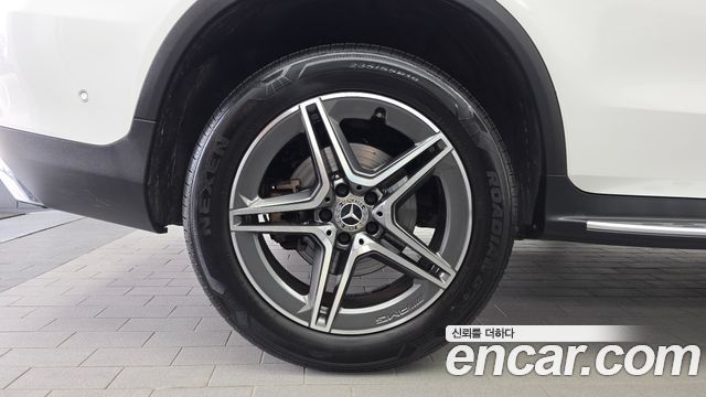 Mercedes-Benz GLC-Class X253 GLC300e 4MATIC Coupe - фото 4