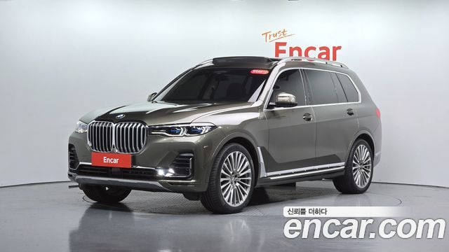 BMW X7 G07 xDrive 40i Design Pure Excellence 7-Seater - фото 0