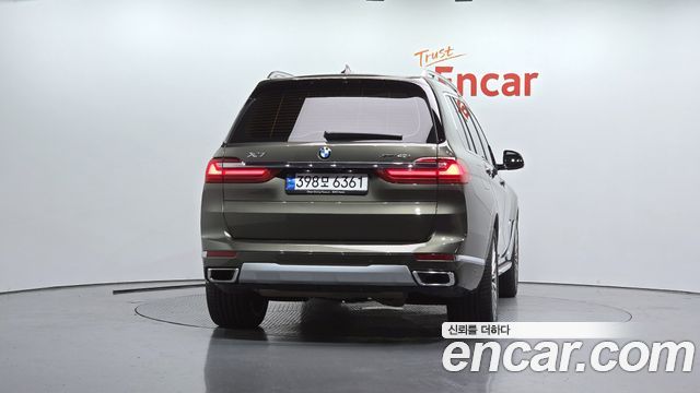 BMW X7 G07 xDrive 40i Design Pure Excellence 7-Seater - фото 3