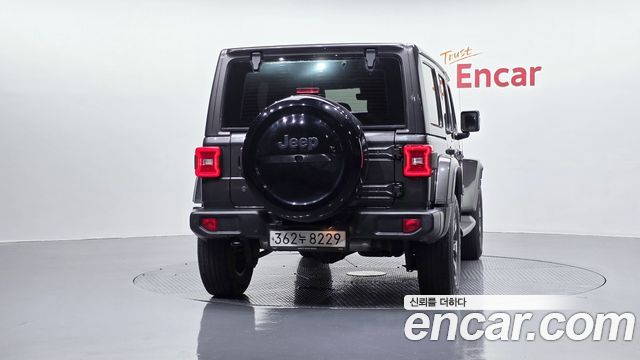 Jeep Wrangler JL 2.0 Overland 4Door - фото 3