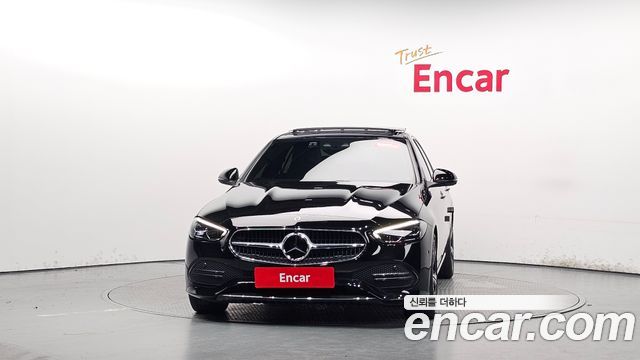 Mercedes-Benz C-Class W206 C300 4MATIC Avantgarde - фото 1