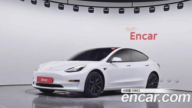Tesla Model 3 Long Range AWD - фото 0