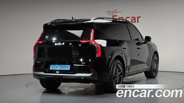 Kia EV9 Long Range 4WD GT Line - фото 0