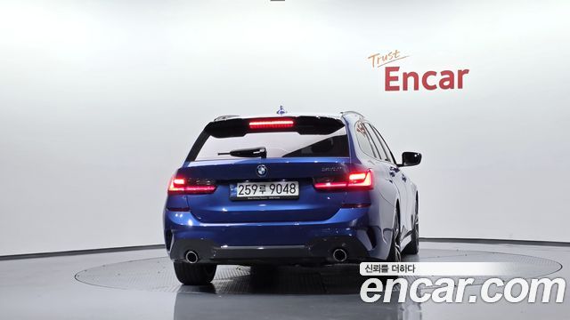 BMW 3 Series G20 320i Touring M Sports - фото 2