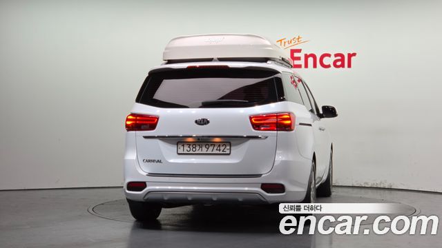 Kia Carnival Новый 9-Seater Noblesse Special - фото 3