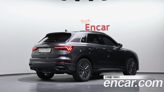 Audi Q3 F3 35 TDI Premium - фото 1