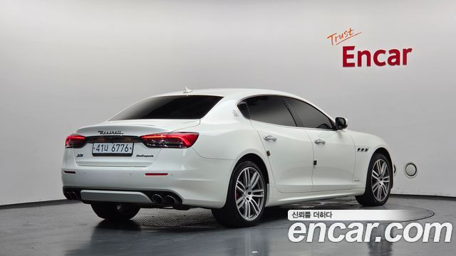 Maserati Quattroporte 3.0 V6 Granlusso - фото 1
