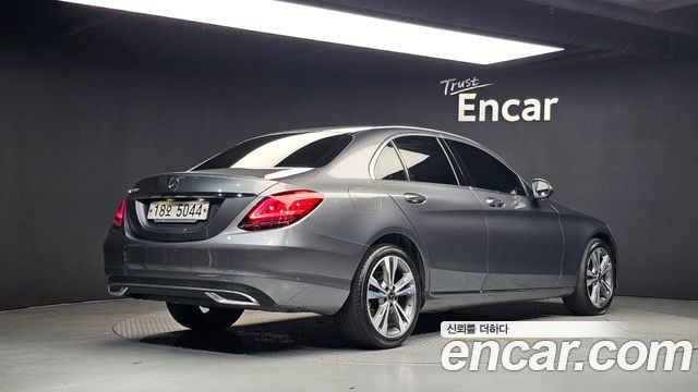Mercedes-Benz C-Class W205 C220 d Avantgarde - фото 1