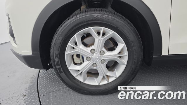 SsangYong Tivoli Gasoline 1.5 2WD V3 - фото 4