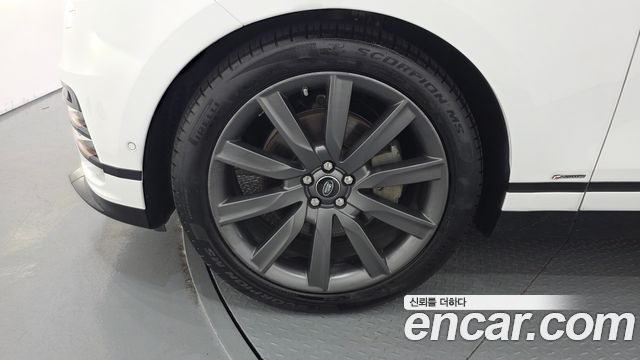 Land Rover Range Rover Velar 3.0 D300 R-Dynamic HSE - фото 3