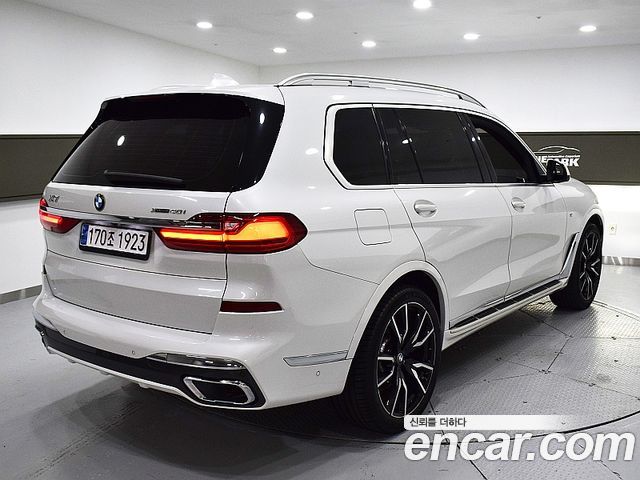 BMW X7 G07 xDrive 40i M Sport 6STR - фото 2