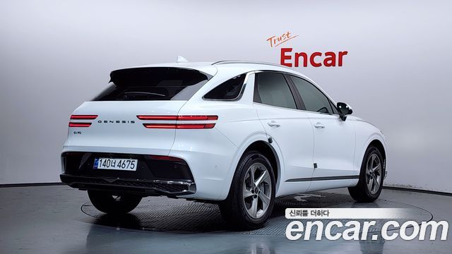 Genesis GV70 2.5T Gasoline 2WD - фото 1
