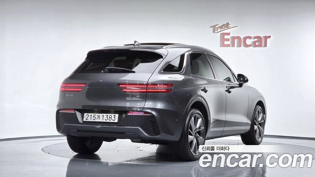 Genesis GV70 2.2 Diesel AWD - фото 0
