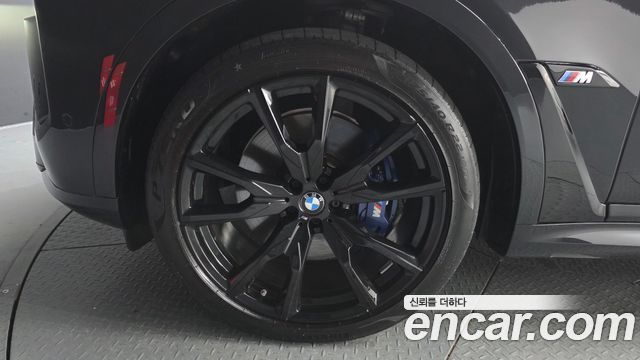 BMW X7 G07 M60i xDrive M sport 6STR - фото 3