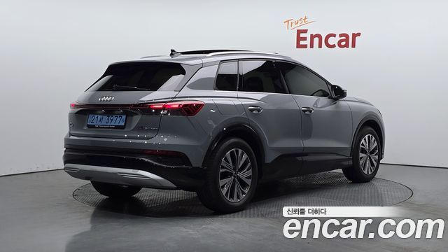 Audi Q4 e-Tron F4 45 - фото 0