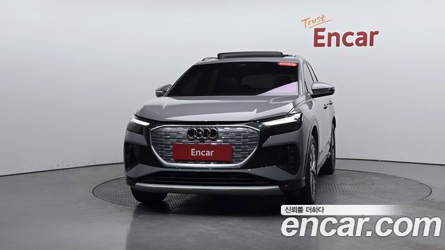 Audi Q4 e-Tron F4 45 - фото 1