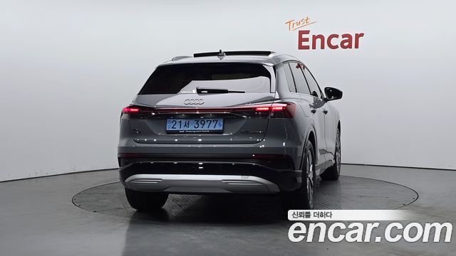 Audi Q4 e-Tron F4 45 - фото 2